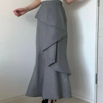 택 포함 미사용 새상품 그레이 플레어 스커트 랩 디자인