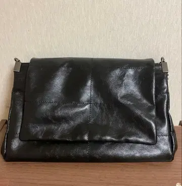 ZARA 락 플랩 숄더백 블랙