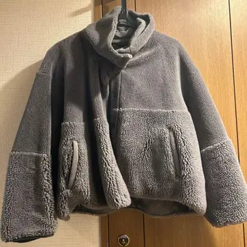 그린 레이블 릴랙싱 숏 기장 리버서블 보아 코트