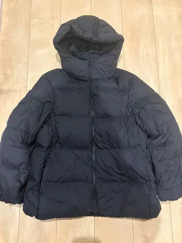 UNIQLO 울트라 라이트 다운 코쿤 파카