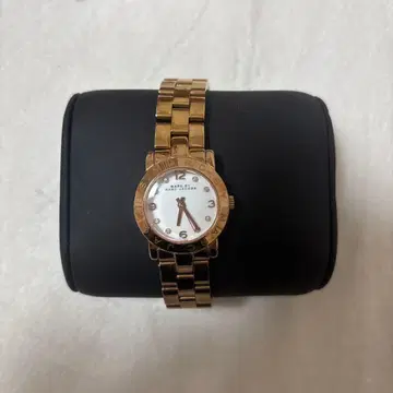 MARC BY MARCJACOBS 손목시계