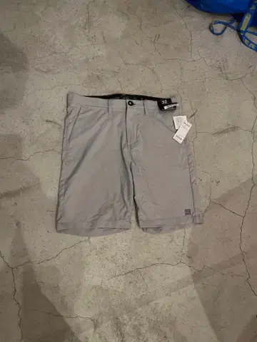 빌라봉 그레이 숏팬츠 사이즈 32