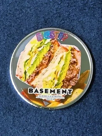 빅 스텝 BASEMENT 은 브라운 히라 코교 기념 메달
