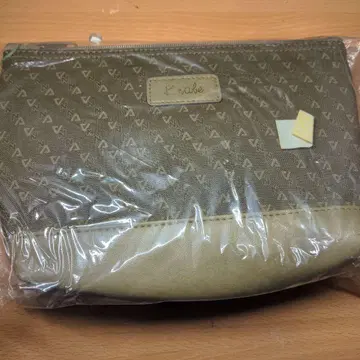 KNABE 카키 로고 클러치 파우치 중형 [ 초레어 ] [ 레어템 ]