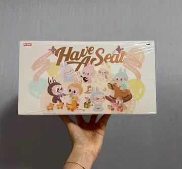 LABUBU THE MONSTERS Have a Seat 봉제 인형