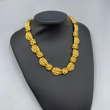 21 ANNE KLEIN 골드 꼬임 목걸이