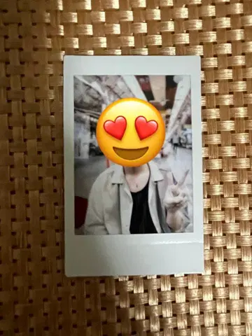 야타 유스케 폴라로이드