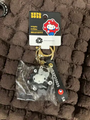 키티 블랙 미야쿠미야쿠 산리오 키링