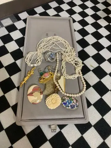 펄 목걸이 다양한 펜던트 포함