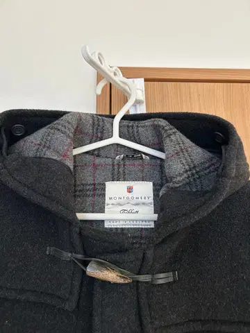 MONTGOMERY 몽고메리 영국제 더플 코트