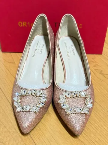 ORiental TRaffic x MISCH MASCH 비쥬 펌프스