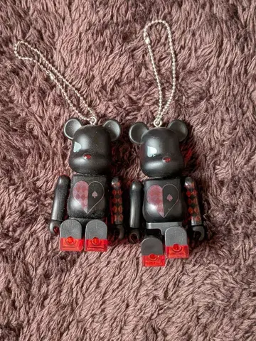 트위스테 곰 베어브릭 한정판 콜라보 트위스티드 원더랜드