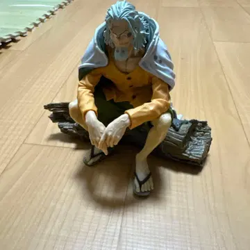 조형사 x 포토그래퍼 원피스 피규어 레이리