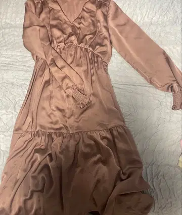 SNIDEL 소매 개더 원피스