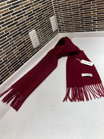 택 포함 미사용 새상품 밀라 쇤 머플러 캐시미어 100% 보르도 색상
