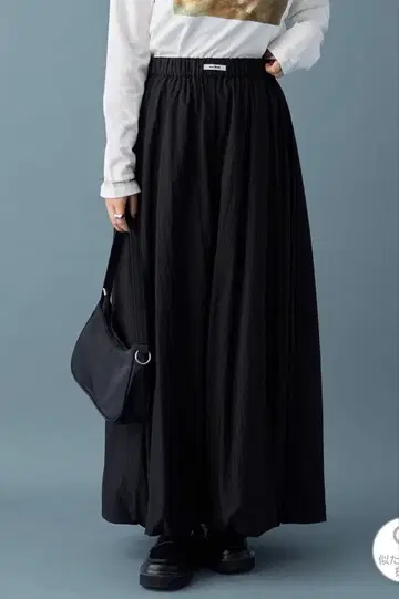 mystic 벌룬 롱 스커트 블랙