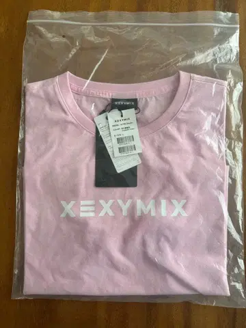 XEXYMIX 핑크 로고 반팔T셔츠