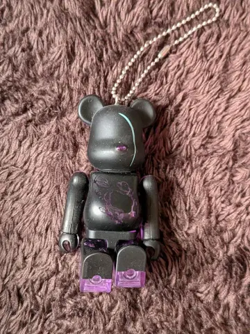 트위스티드 원더랜드 곰 베어브릭 한정판 콜라보