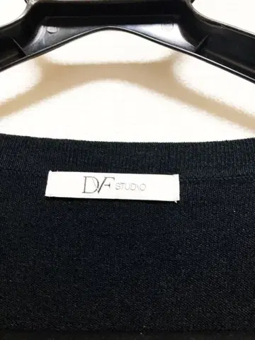 DVF(정품 다이앤 팬) STUDIO 긴팔 가디건 S 사이즈
