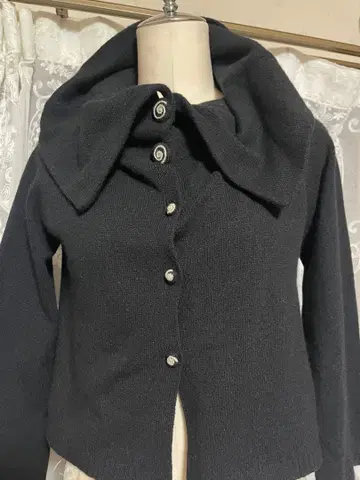 호코모모라 캐시미어 가디건 버튼 포함