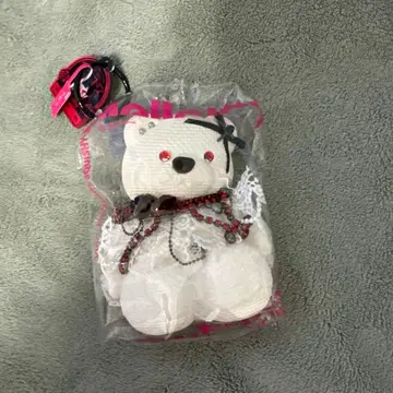 mellojoy 밤의 옛 성 곰