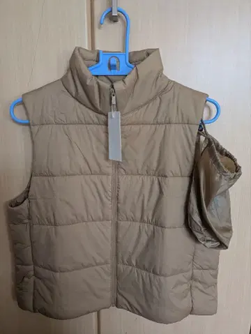 UNIQLO 우먼 웜 패디드 베스트 M 베이지