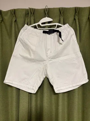 XLARGE 화이트 숏팬츠