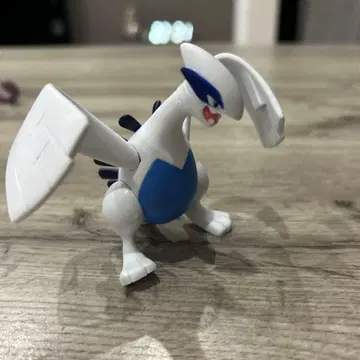 루기아 피규어 약 10cm