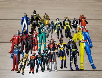 가면라이더 울트라맨 전대물 피규어 세트 다수