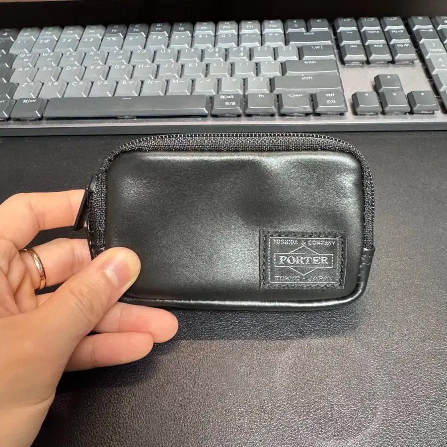 바바라 양가죽 발등 보석줄 장식 여성 앵클부츠 7cm_BBH866[정상가:298,000원]