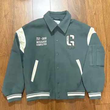 그린, 그레이 바시티 자켓