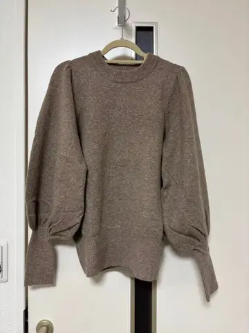 JOURNALSTANDARD 벌룬 슬리브 브라운 니트