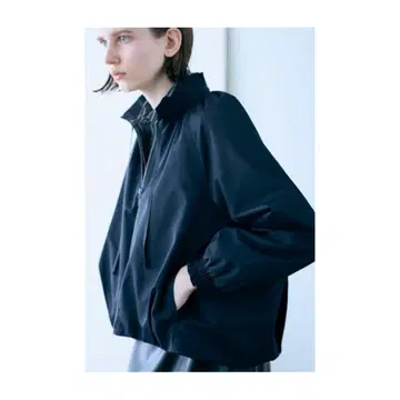 MARILYN MOON 마릴린 문 플리츠 트윌 벌룬 슬리브 블루종