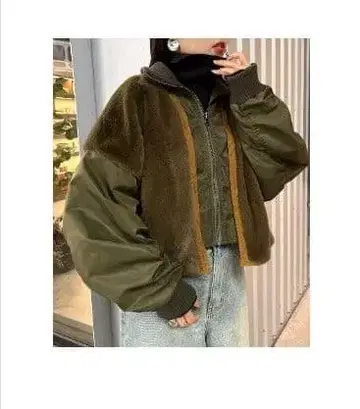 [ etsinta ] 퍼 절개 숏 스탠드 자켓 카키