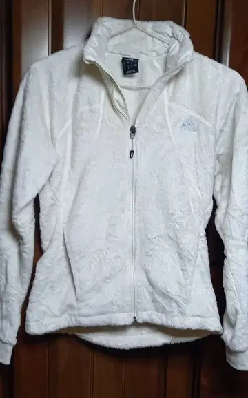 adidas 샤기 터치 자켓 S 화이트