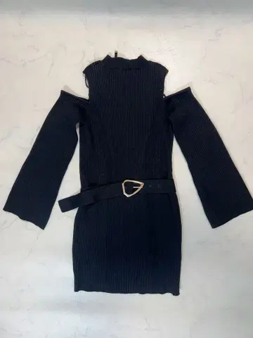 LIP SERVICE 오프숄더 미니 원피스 벨트 포함 어깨끈 포함