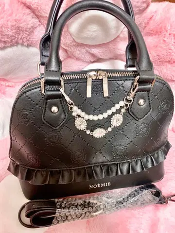 [ 새상품급 ] NOEMIE 노에미 모노그램 엠보싱 2WAY 핸드백 블랙