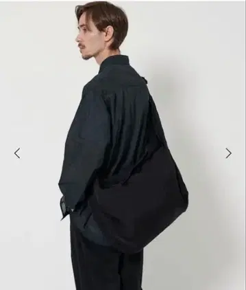 BEAUTY&YOUTH 라이트 나일론 크로스 숄더백