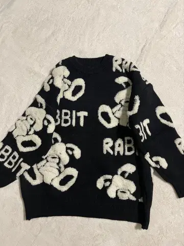 엘프삭 ELFSACK 토끼 패턴 니트 스웨터 블랙 긴팔