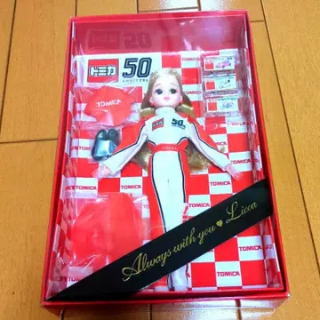 타카라토미 주주 우대 한정판 리카짱 2020년 토미카 콜라보