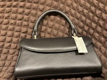 소가죽 핸드백 블랙