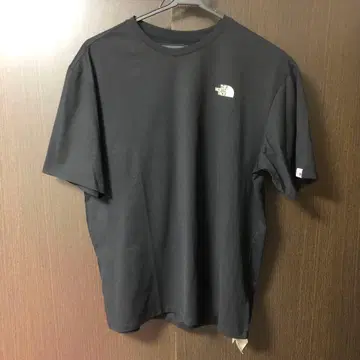 THE NORTH FACE 블랙 티셔츠