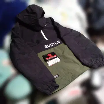 BURTLE 마운틴 파카 블랙/올리브