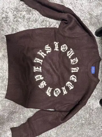 STAY GOLD 브라운 니트