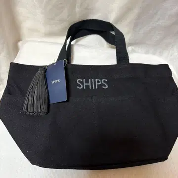 SHIPS 블랙 토트백 태슬 포함
