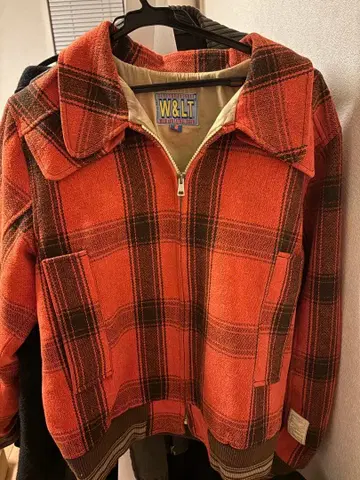 w&lt 오렌지 체크 무늬 자켓