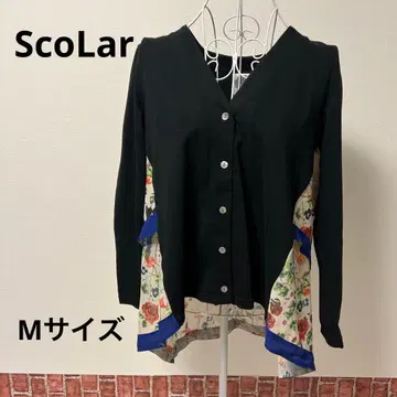 플라워 프린트 사이드 패널 블랙 셔츠