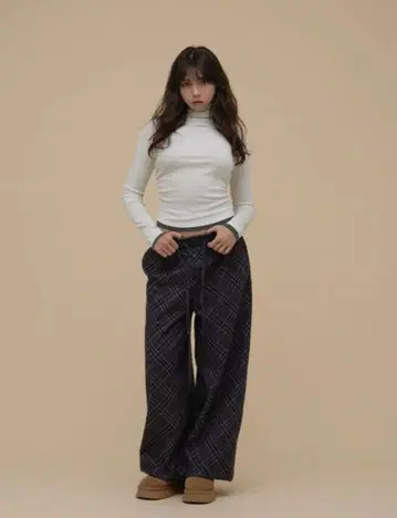 Andmary Monica check loose pants black