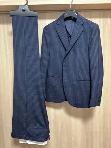 네이비 스트라이프 비즈니스 정장 세트