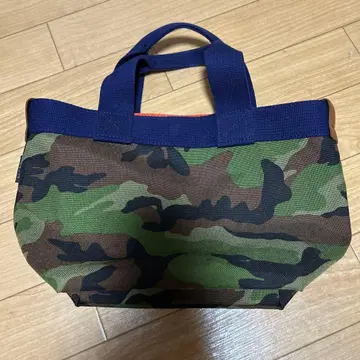 카모 패턴 토트백 어반 리서치 도어스